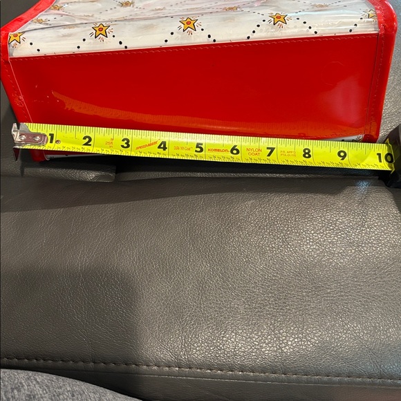 Red and White Tote with Bow Design - Picture 4 of 5